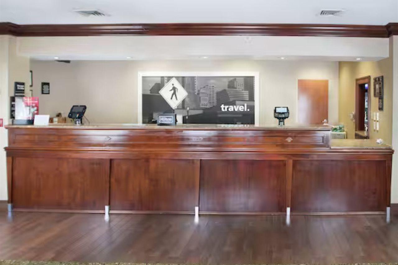 Hampton Hotel 3*