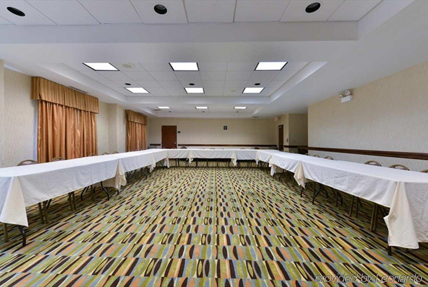 Hotel Hampton